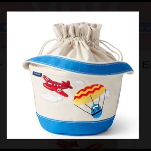 Lands End canvas basket / tote